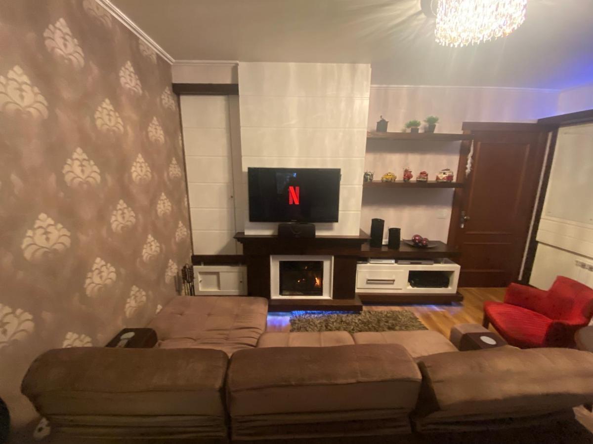 Apartamento maravilhoso no Condomínio KnorrVille em Gramado! Exterior foto